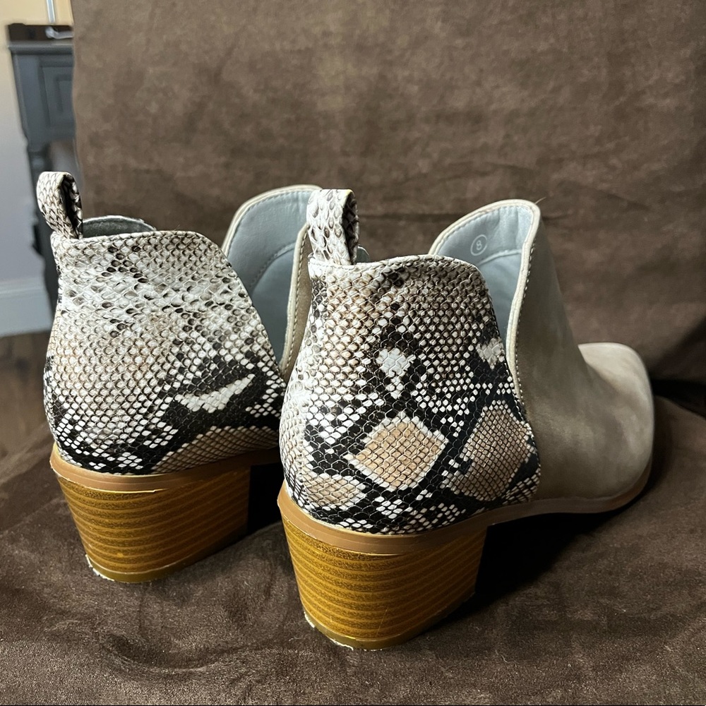 Ankle Boots || Size: 8 - Picture 3 of 4